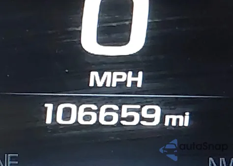 2017 Chevrolet Suburban Premier из США, поврежденный, VIN 1GNSKJKC5HR322938